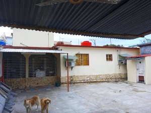 Casa Independiente de 3 habitaciones en venta en San Miguel del Padrón, La Habana - Miniatura 2