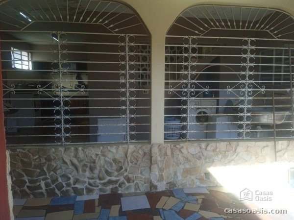 Casa Independiente de 3 habitaciones en venta en San Miguel del Padrón, La Habana - 9