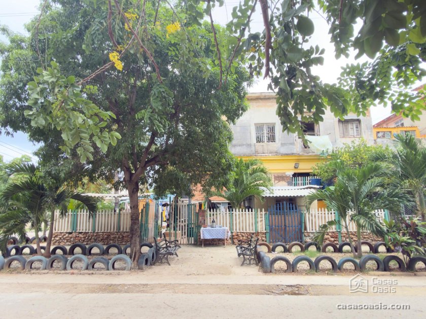 Casa Independiente de 3 habitaciones en venta en Vedado, Plaza de la Revolución, La Habana