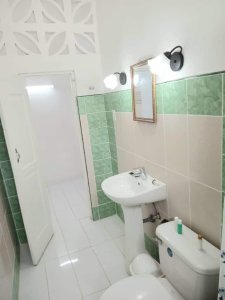Biplanta de 3 habitaciones en venta en Miramar, Playa, La Habana - Miniatura 9