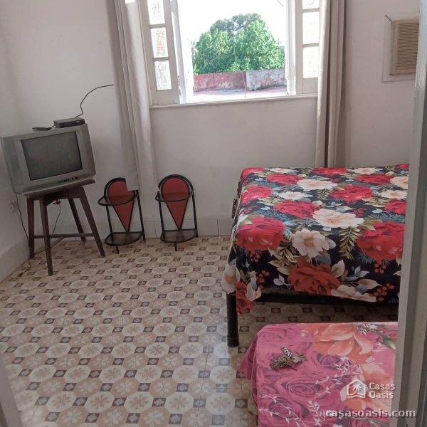 Biplanta de 3 habitaciones en venta en Miramar, Playa, La Habana - 6