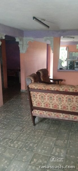 Casa Independiente de 3 habitaciones en venta en Centro, Guantánamo - 3