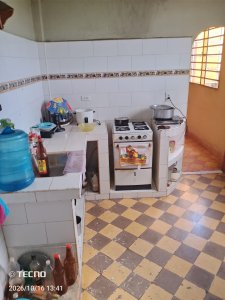 Apartamento de 2 habitaciones en venta en La Rosalía, San Miguel del Padrón, La Habana - Miniatura 1