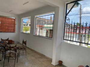 Casa Independiente de 6 habitaciones en venta en Diez de Octubre, La Habana - Miniatura 4
