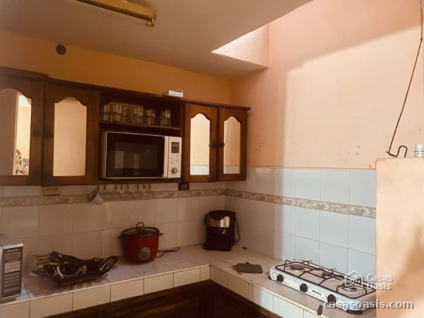 Casa Independiente de 6 habitaciones en venta en Diez de Octubre, La Habana - 2