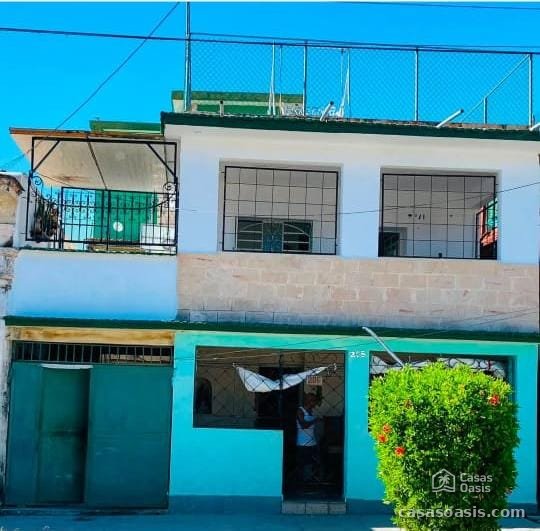 Casa Independiente de 6 habitaciones en venta en Diez de Octubre, La Habana
