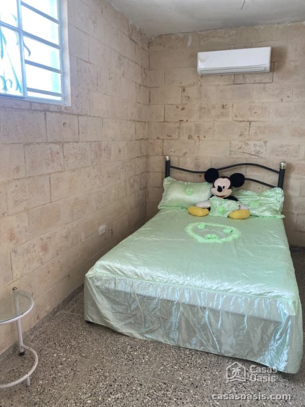 Casa Independiente de 6 habitaciones en venta en Diez de Octubre, La Habana