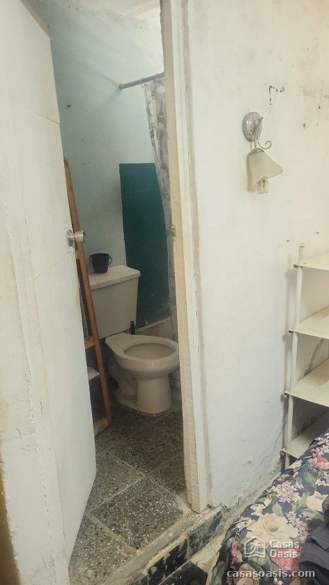 Casa de 3 habitaciones en venta en La Caridad, Cotorro, La Habana