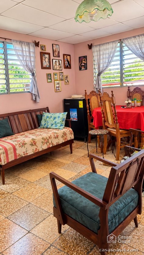 Casa de 3 habitaciones en venta en La Caridad, Cotorro, La Habana