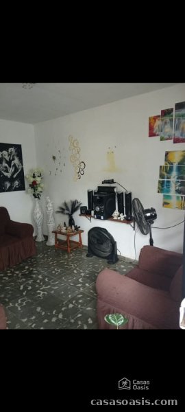 Biplanta de 3 habitaciones en venta en Lotería, Cotorro, La Habana - 4