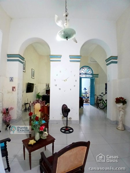Casa de 4 habitaciones en venta en Colón, Centro Habana, La Habana