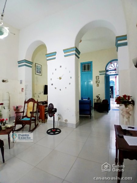 Casa de 4 habitaciones en venta en Colón, Centro Habana, La Habana - 2