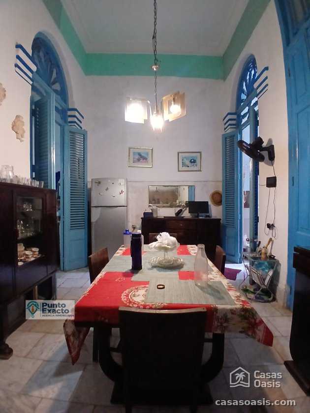 Casa de 4 habitaciones en venta en Colón, Centro Habana, La Habana
