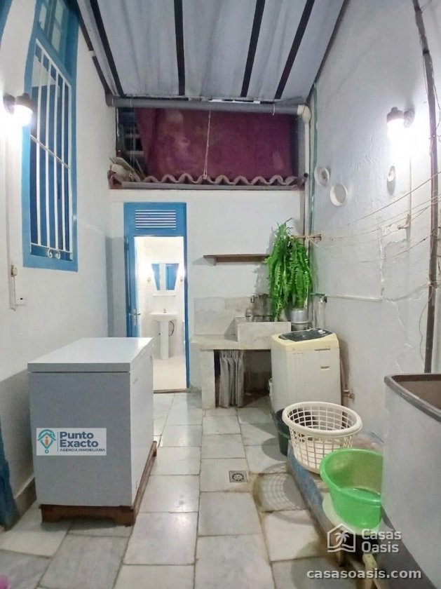 Casa de 4 habitaciones en venta en Colón, Centro Habana, La Habana