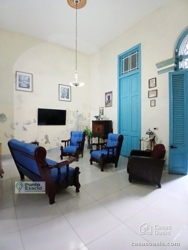 Casa de 4 habitaciones en venta en Colón, Centro Habana, La Habana