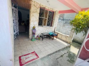 Casa Independiente de 2 habitaciones en venta en Habana Nueva, Guanabacoa, La Habana - Miniatura 2