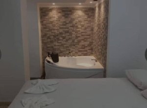 Biplanta de 5 habitaciones en venta en Vedado, Plaza de la Revolución, La Habana - Miniatura 10