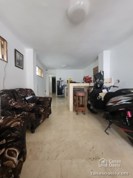 Biplanta de 5 habitaciones en venta en Vedado, Plaza de la Revolución, La Habana - 2