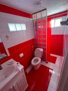 Casa Independiente de 5 habitaciones en venta en Guanabo, Habana del Este, La Habana - Miniatura 14