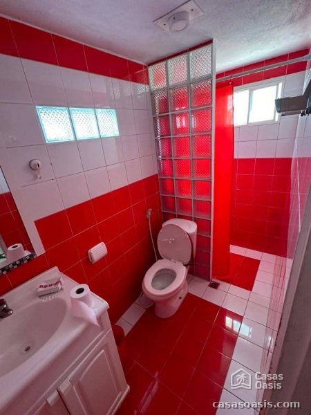 Casa Independiente de 5 habitaciones en venta en Guanabo, Habana del Este, La Habana - 14