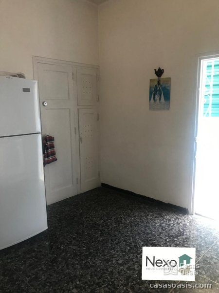 Casa Colonial de 4 habitaciones en venta en Miramar, Playa, La Habana - 2