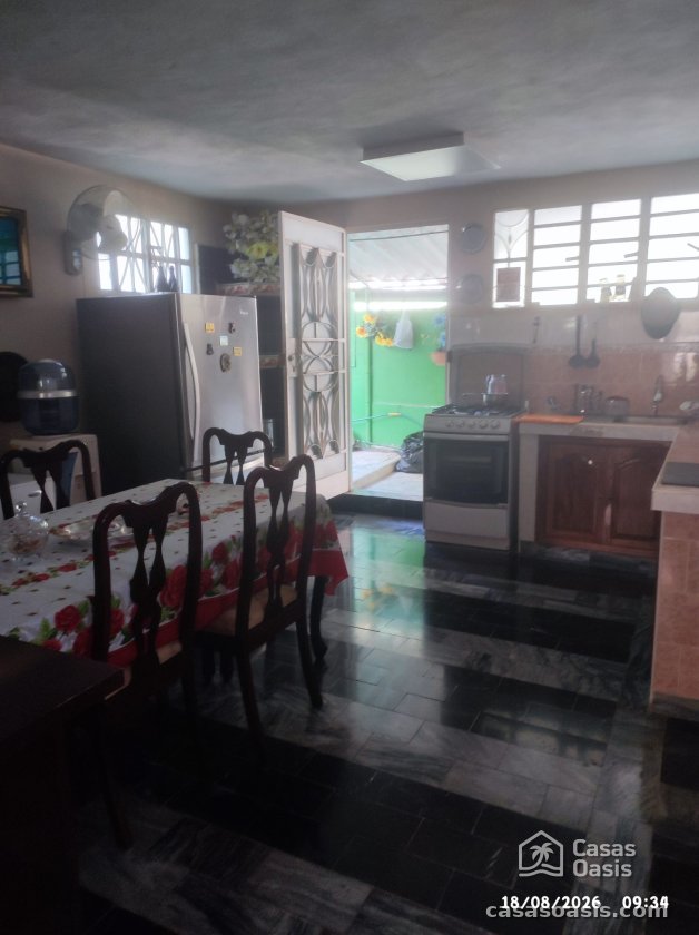 Casa Independiente de 3 habitaciones en venta en Río Verde, Boyeros, La Habana