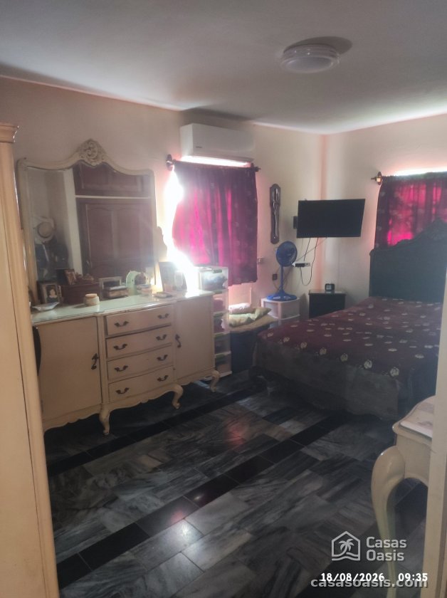 Casa Independiente de 3 habitaciones en venta en Río Verde, Boyeros, La Habana