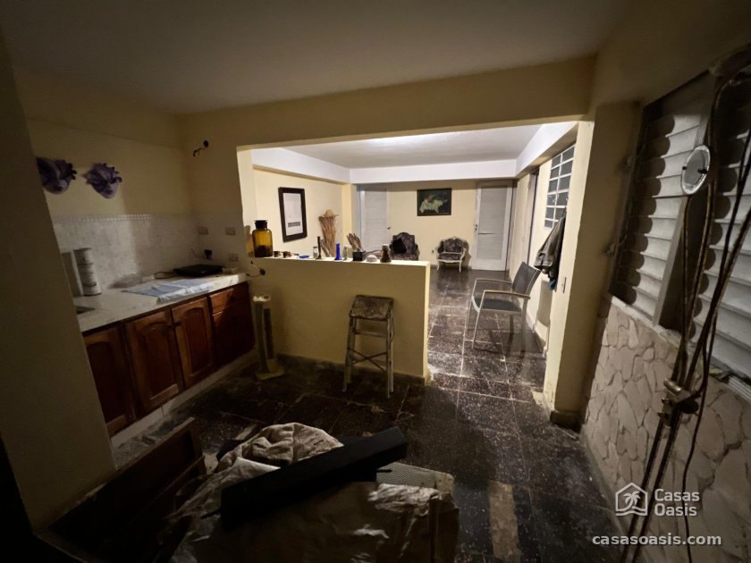Casa Independiente de 4 habitaciones en venta en Playa, La Habana