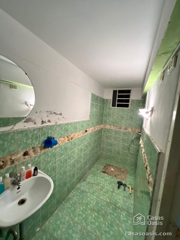 Casa Independiente de 4 habitaciones en venta en Playa, La Habana