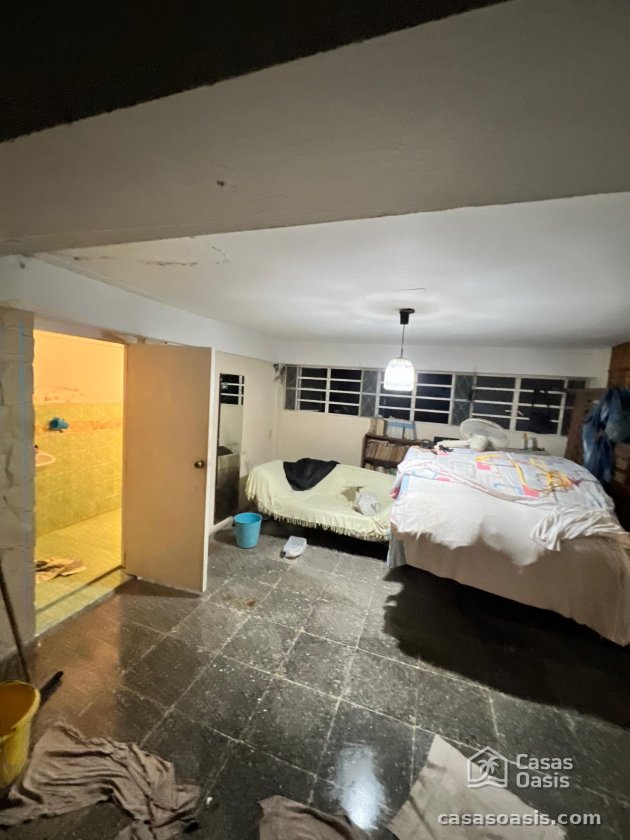 Casa Independiente de 4 habitaciones en venta en Playa, La Habana