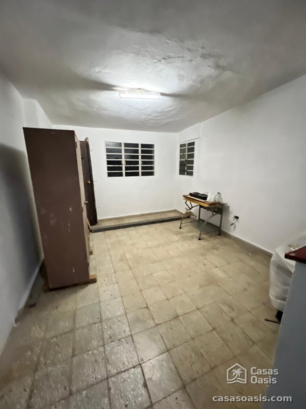 Casa Independiente de 4 habitaciones en venta en Playa, La Habana