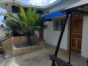 Casa Independiente de 4 habitaciones en venta en Guanabo, Habana del Este, La Habana - Miniatura 16