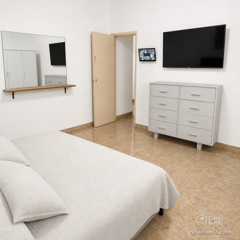 Casa Independiente de 4 habitaciones en venta en Guanabo, Habana del Este, La Habana