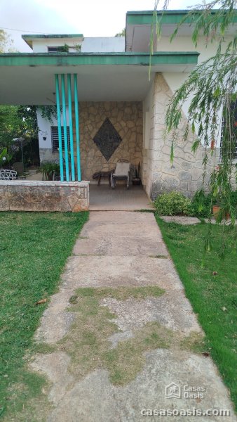 Casa de 6 habitaciones en venta en Playa, La Habana