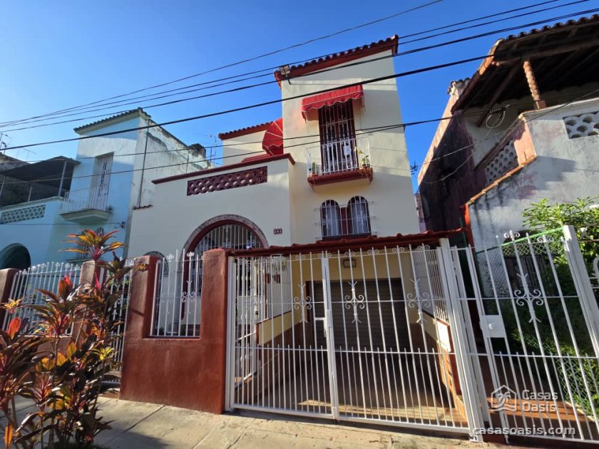 Casa de 4 habitaciones en venta en Plaza, Plaza de la Revolución, La Habana