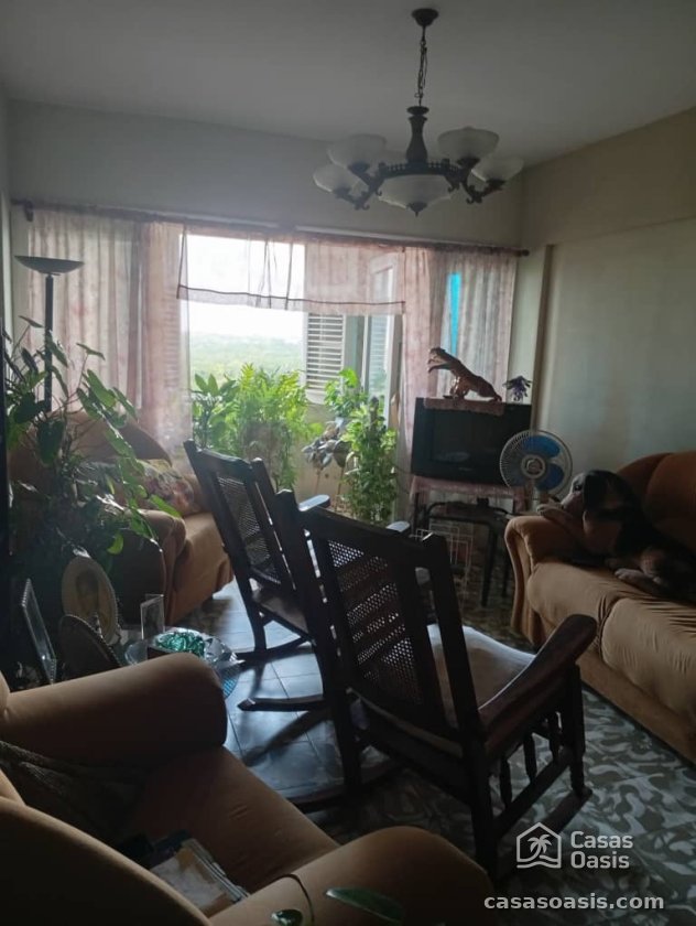 Apartamento de 2 habitaciones en venta en Camilo Cienfuegos, Habana del Este, La Habana