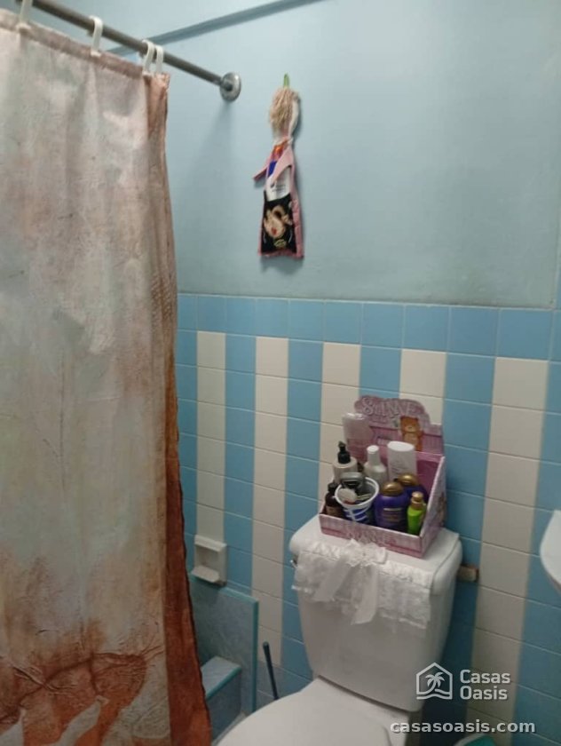 Apartamento de 2 habitaciones en venta en Camilo Cienfuegos, Habana del Este, La Habana