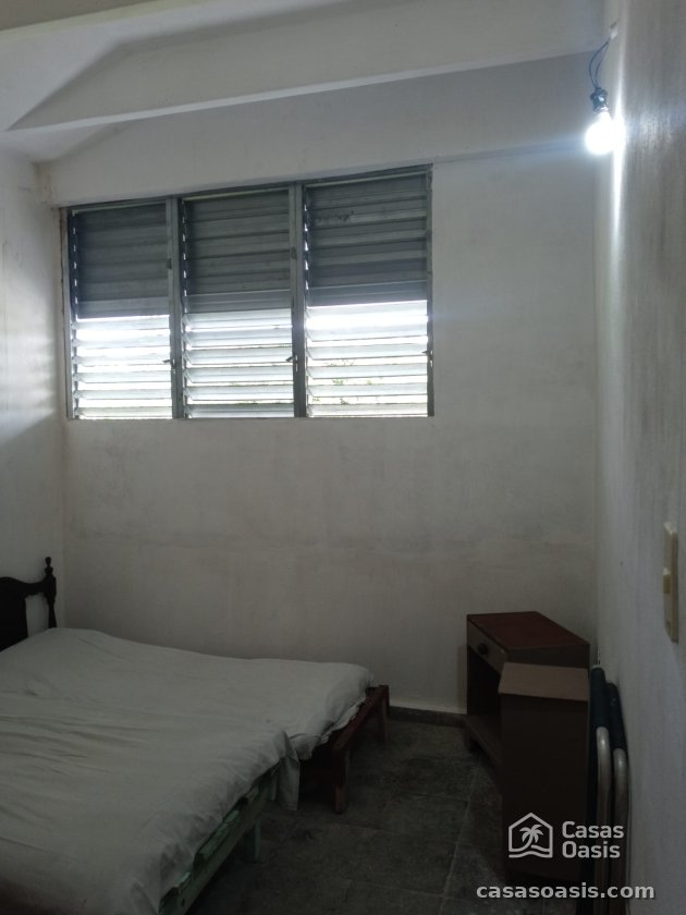 Apartamento de 3 habitaciones en venta en Alberro, Cotorro, La Habana