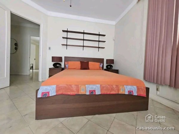 Casa Independiente de 6 habitaciones en venta en Miramar, Playa, La Habana - 12