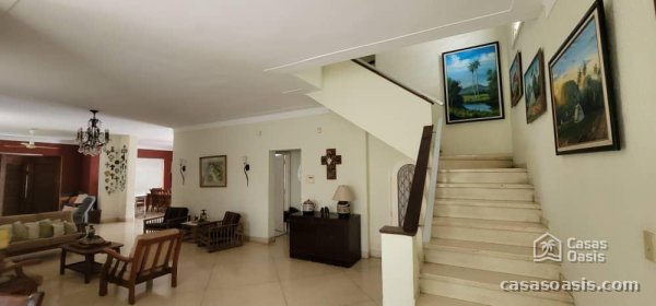 Casa Independiente de 6 habitaciones en venta en Miramar, Playa, La Habana - 6