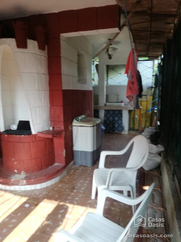 Casa Independiente de 3 habitaciones en venta en Wajay, Boyeros, La Habana