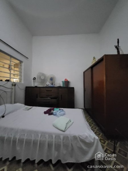 Biplanta de 5 habitaciones en venta en Playa, La Habana - 3