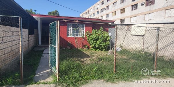 Casa de 2 habitaciones en venta en Reparto Bahía, Habana del Este, La Habana - 10
