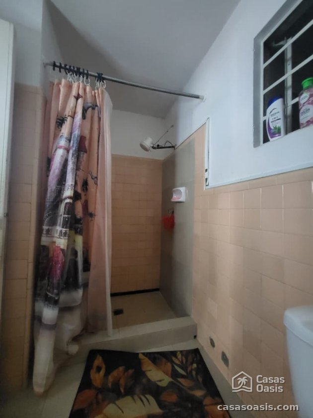 Casa de 2 habitaciones en venta en Reparto Bahía, Habana del Este, La Habana