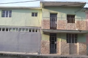 Biplanta de 6 habitaciones en venta en Ponce, Arroyo Naranjo, La Habana - Miniatura 1