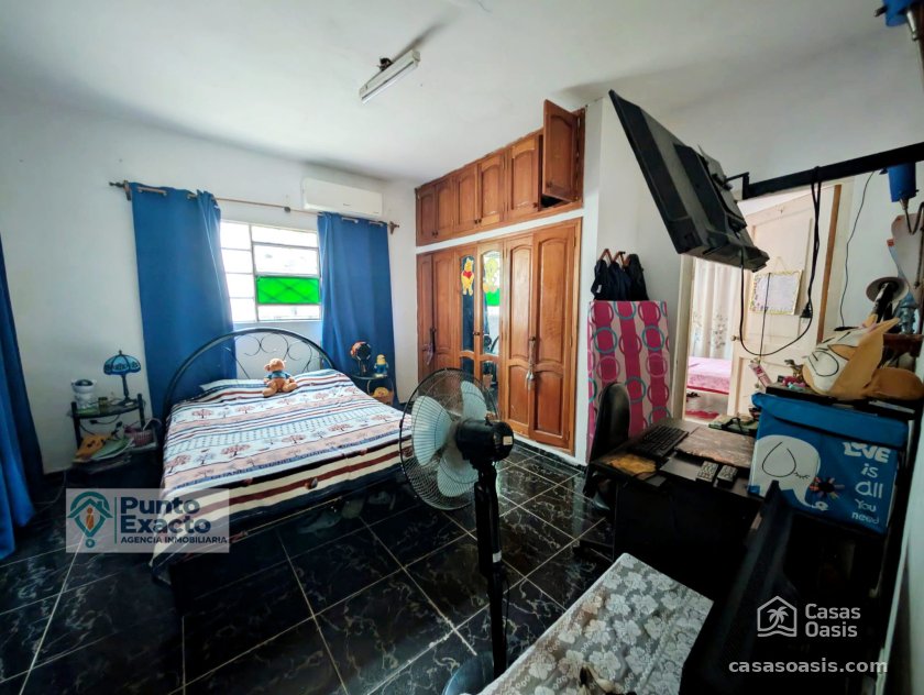 Casa Independiente de 3 habitaciones en venta en Sevillano, Diez de Octubre, La Habana