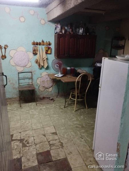 Biplanta de 5 habitaciones en venta en Los Sitios, Centro Habana, La Habana - 8
