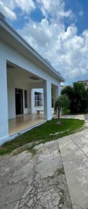 Casa Independiente de 6 habitaciones en venta en Marianao, La Habana - Miniatura 1