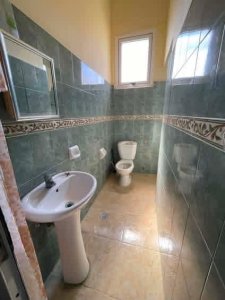Casa Independiente de 6 habitaciones en venta en Marianao, La Habana - Miniatura 14