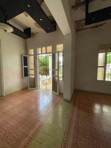 Casa Independiente de 6 habitaciones en venta en Marianao, La Habana - Miniatura 7